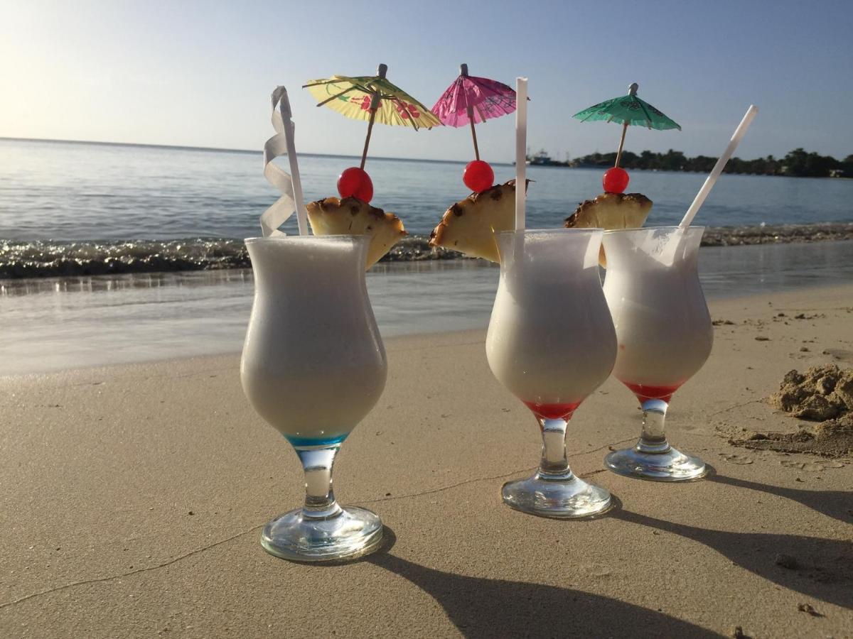 Pic-Nic Beach Corn Island Hotel Eksteriør billede